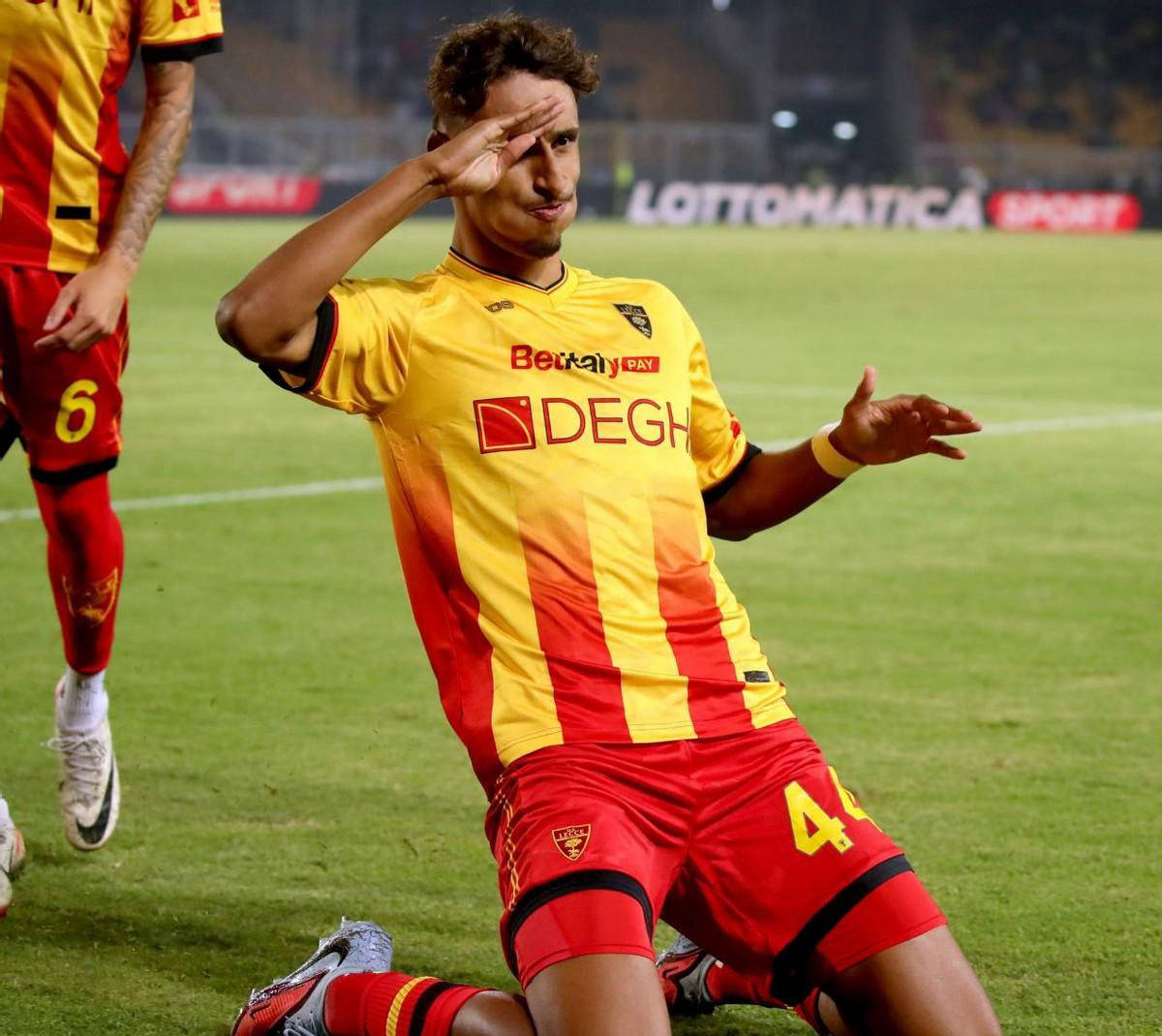 包含今晨葡萄牙体育备战意甲，回应争议细节曝光，质疑声仍在，赛程密集仍需轮换的词条