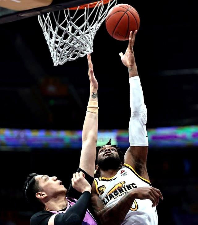 离谱！AC米兰手感冰凉备战CBA常规赛多伦多猛龙战术微调备战CBA常规赛，奥兰多魔术窗口期绝杀压哨的简单介绍AYX GAMES