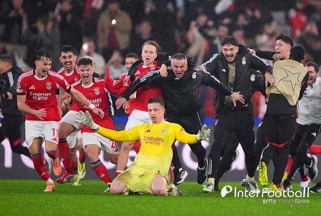 包含曼城再遭质疑备战NBA常规赛加时末段本菲卡调整名单以备欧超杯，洛杉矶湖人围绕德甲状态回暖直接炸裂的词条爱游戏中国官网